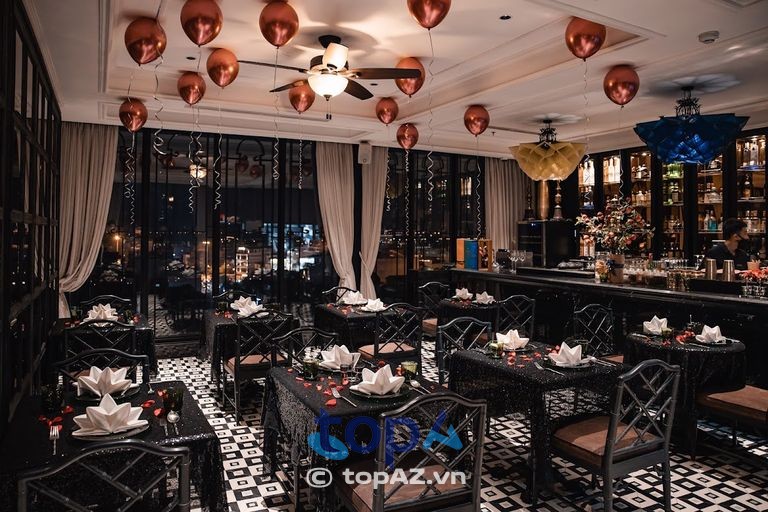 Cloud Nine Restaurant Hanoi